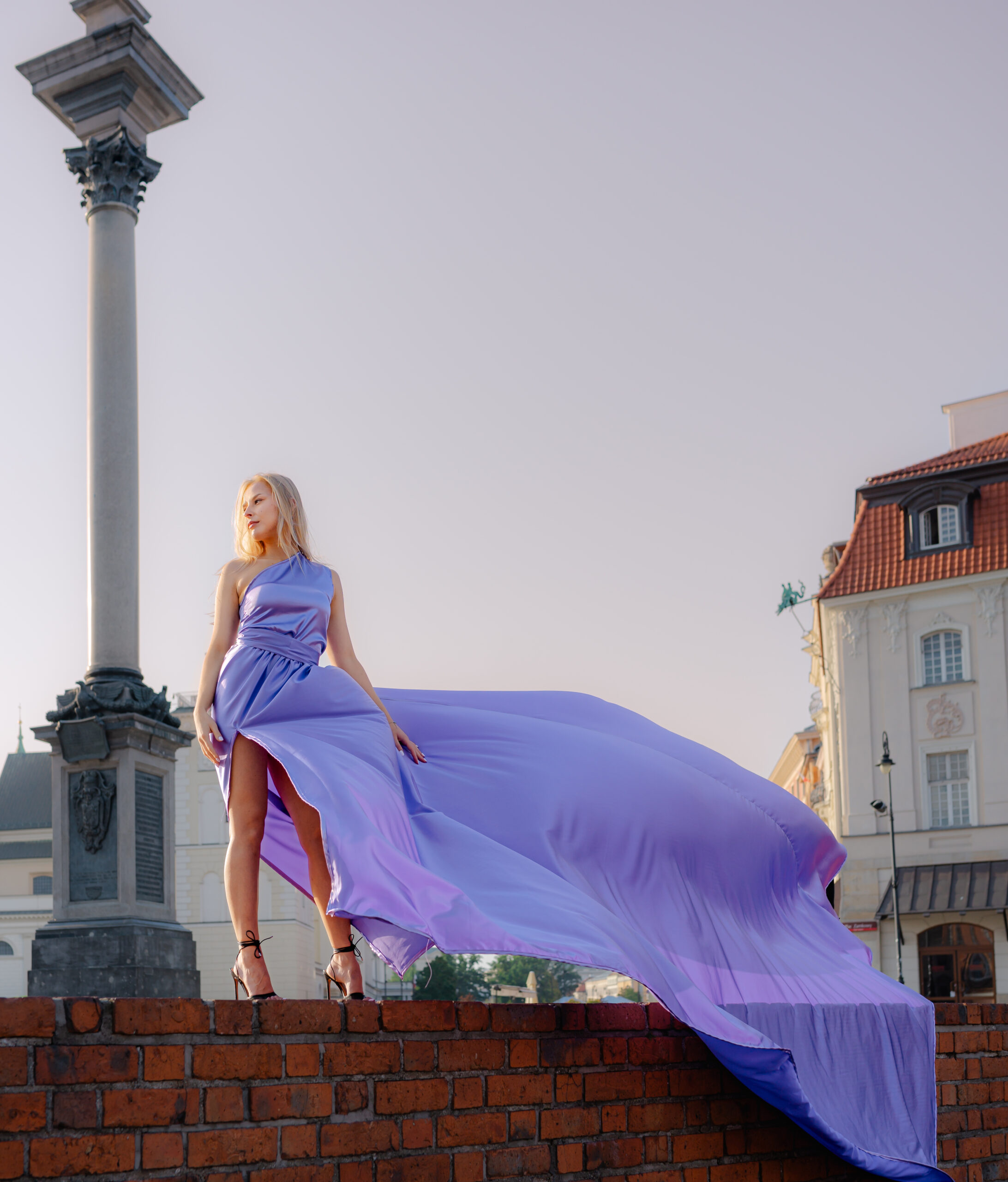 Sesja zdjęciowa na Starym Mieście w Warszawie pod kolumną Zygmunta, WeddAtelier Fotograf Warszawa Michał Dubicki